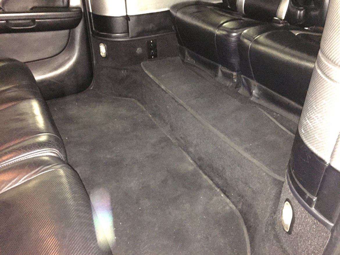 Photo of CEO SUV Mobile Office for sale: 2009 Cadillac Escalade 20&quot; by Empire