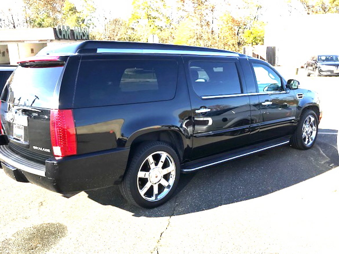 Photo of CEO SUV Mobile Office for sale: 2009 Cadillac Escalade 20&quot; by Empire