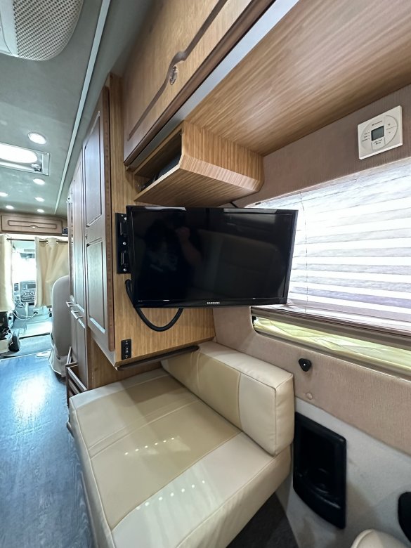 2016 Roadtrek Mercedes-Benz Sprinter 3500