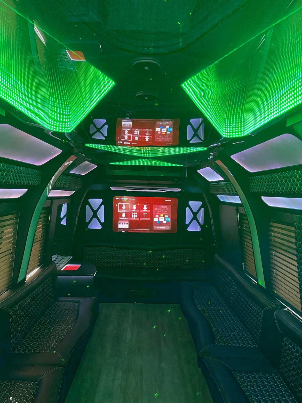 2011 Ford E450 Limo Bus - Photo 2