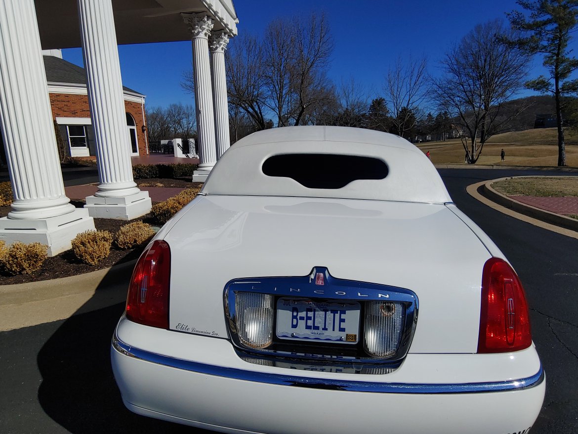 Limousine for Sale in Ellisville, MO - Photo 9