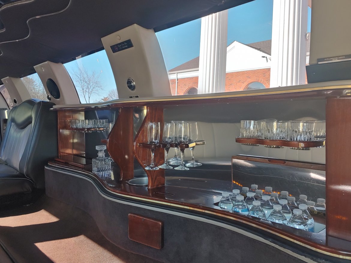 Limousine for Sale in Ellisville, MO - Photo 23