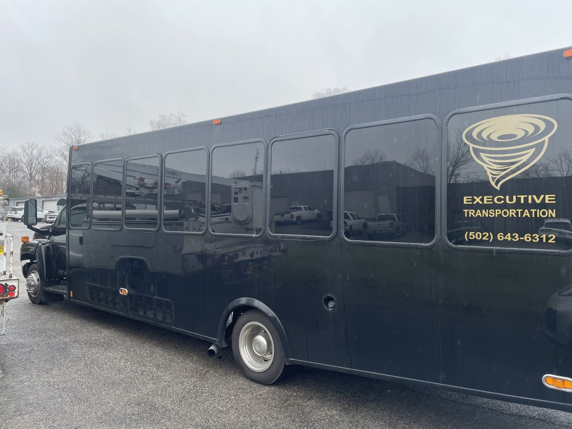 Limo Bus for Sale in Louisville, KY - Photo 3