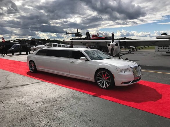 2017 Chrysler 300 Limousine for Sale in springfield, MO - Main Photo