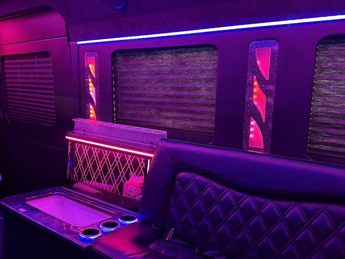 Limo Bus for Sale in Mt. Bethel, PA - Photo 16
