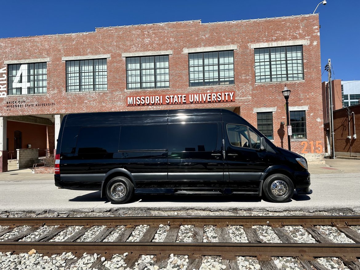 Sprinter for Sale in Springfield, MO - Photo 10