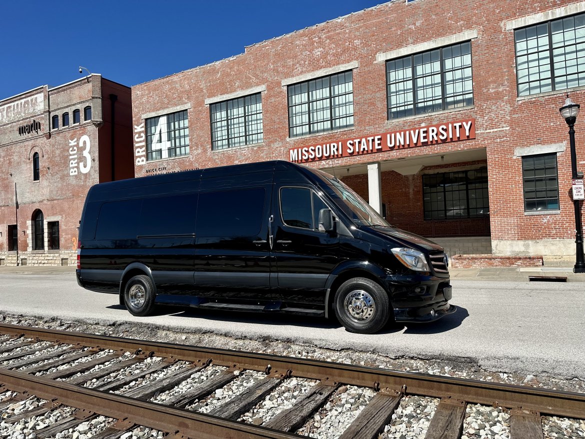 Sprinter for Sale in Springfield, MO - Photo 28