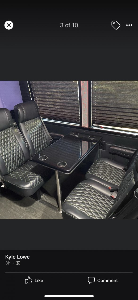 2018 Freightliner Coach 45 Limo Bus for Sale in Sanger, TX - Photo 3