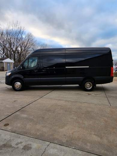 2022 Mercedes-Benz 3500 Sprinter for Sale in Erie, Pennsylvania, US - Photo 3