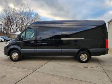 2022 Mercedes-Benz 3500 Sprinter for Sale in Erie, Pennsylvania, US - Photo 4