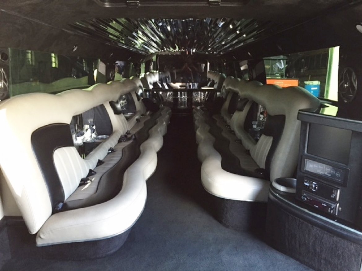 Photo of SUV Stretch for sale: 2006 Hummer  H2 200" by Royale by Victor