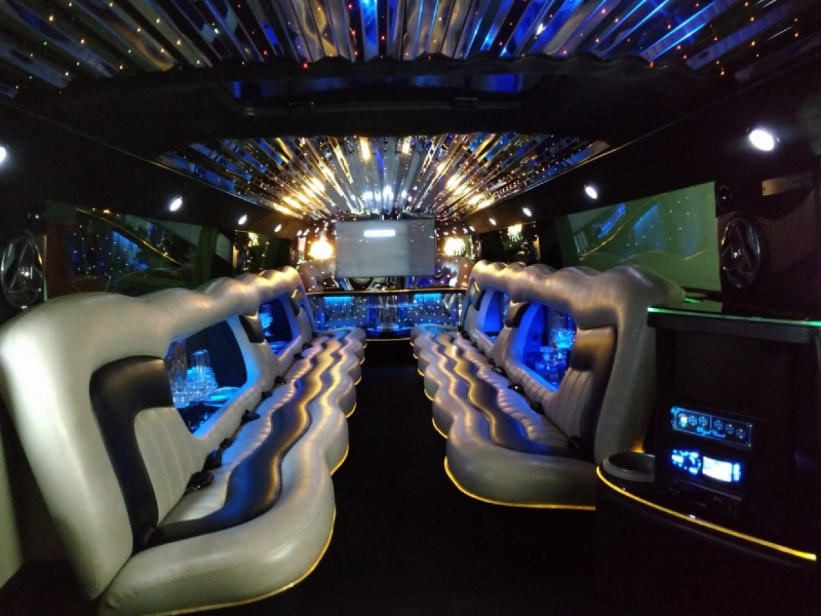 Photo of SUV Stretch for sale: 2006 Hummer  H2 200" by Royale by Victor