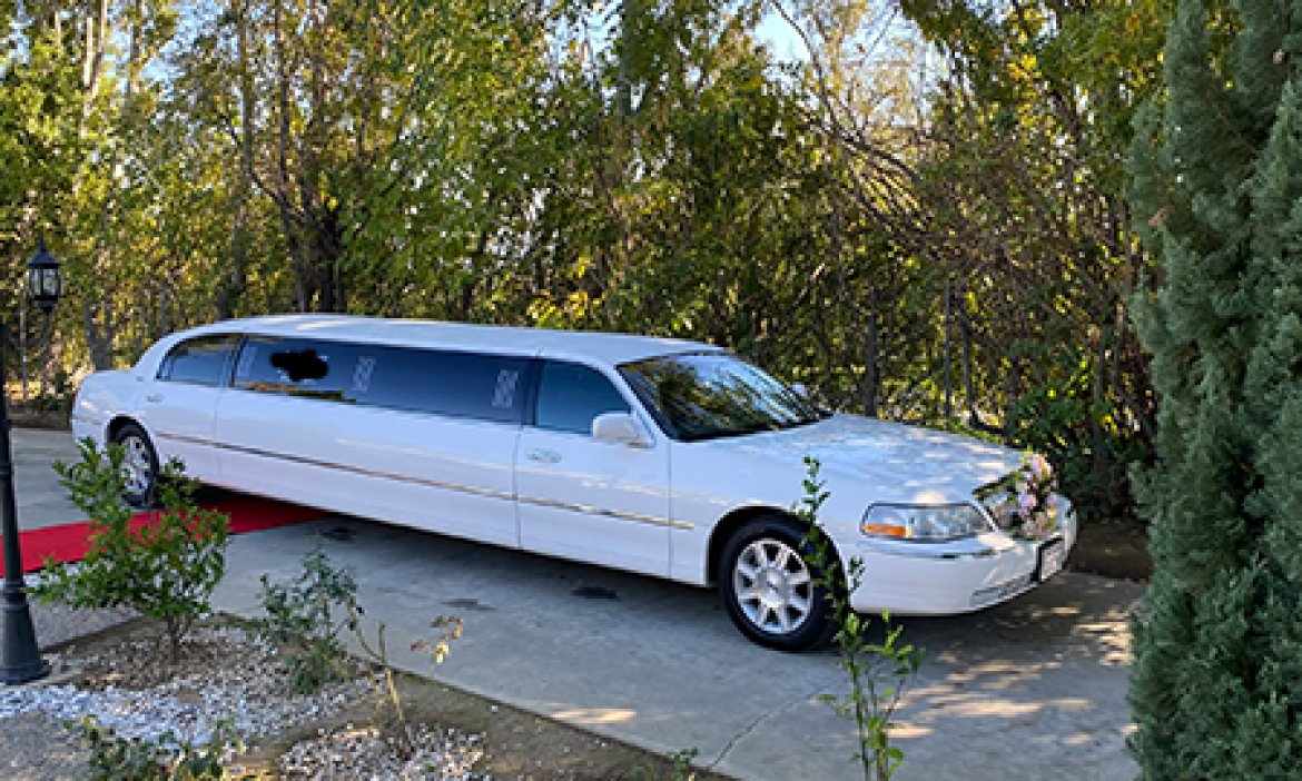 Limousine for sale: 2007 Lincoln Town Car Stretch