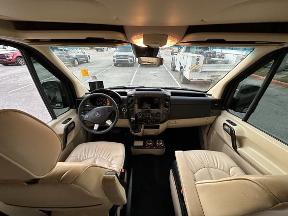 2018 Mercedes-Benz Sprinter 3500 Passage Sprinter for Sale in Anaheim, CA - Photo 2
