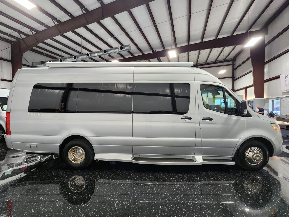 Sprinter for Sale in Cypress, TX - Photo 2