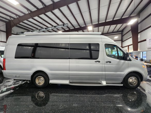2023 Mercedes-Benz Sprinter 3500XD Ultimate RV Sprinter for Sale in Cypress, TX - Photo 2