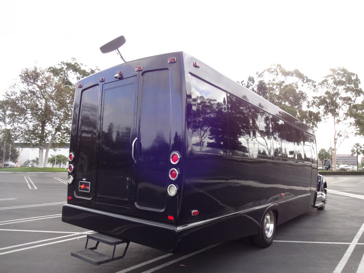 Photo of Limo Bus for sale: 2008 Ford 650 36&quot; by Tiffany Coachworks