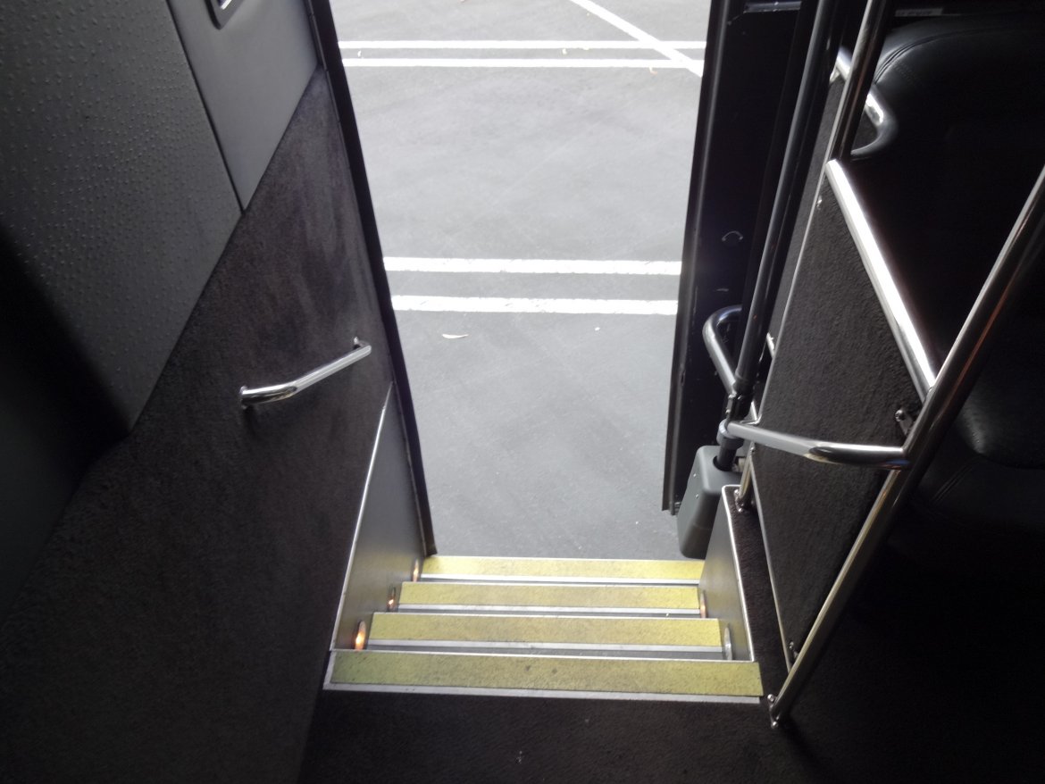 Photo of Limo Bus for sale: 2008 Ford 650 36&quot; by Tiffany Coachworks