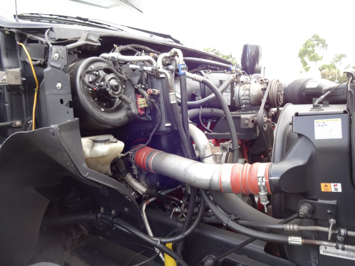 Photo of Limo Bus for sale: 2008 Ford 650 36&quot; by Tiffany Coachworks