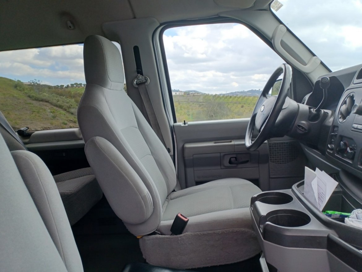 Executive Shuttle for Sale in Temecula, CA - Photo 6