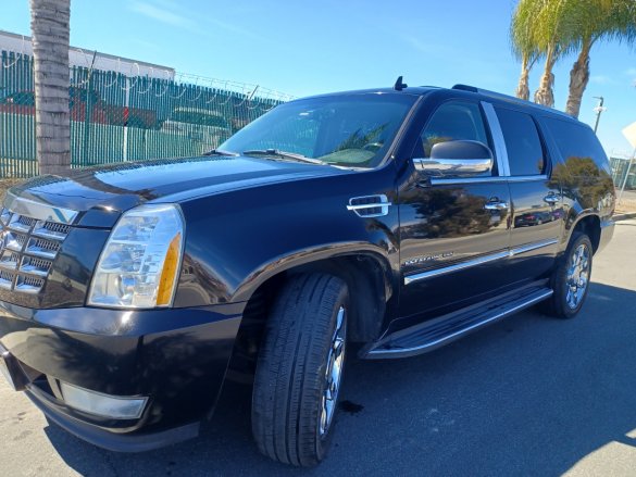 2013 Cadillac Escalade ESV SUV for Sale in Temecula, CA - Main Photo