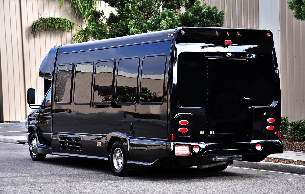 Photo of Limo Bus for sale: 2011 Ford E-450 by Supreme