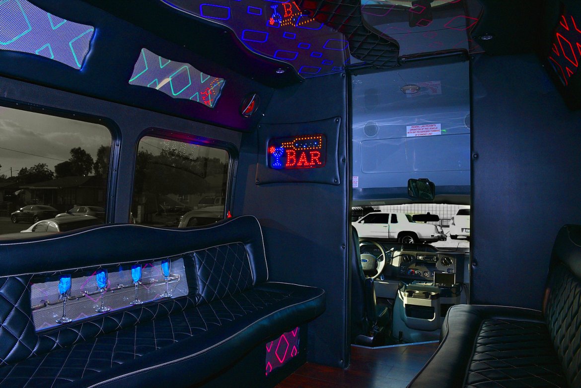 Photo of Limo Bus for sale: 2011 Ford E-450 by Supreme