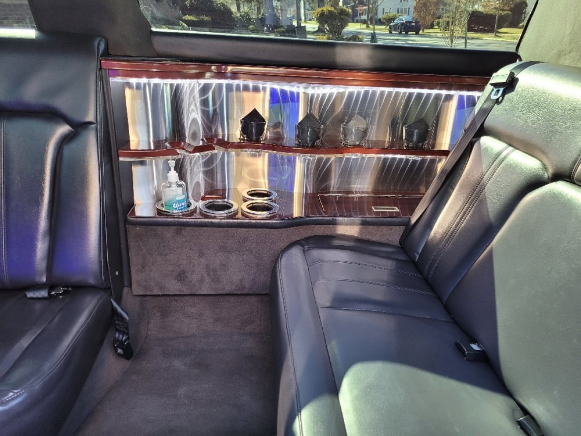 Limousine for Sale in STROUDSBURG, PA - Photo 11