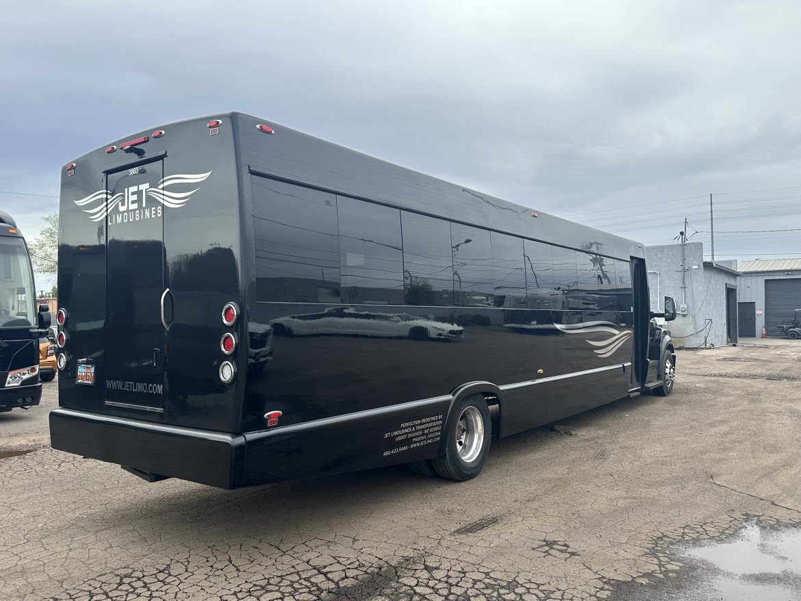 Limo Bus for Sale in Phoenix, AZ - Photo 5