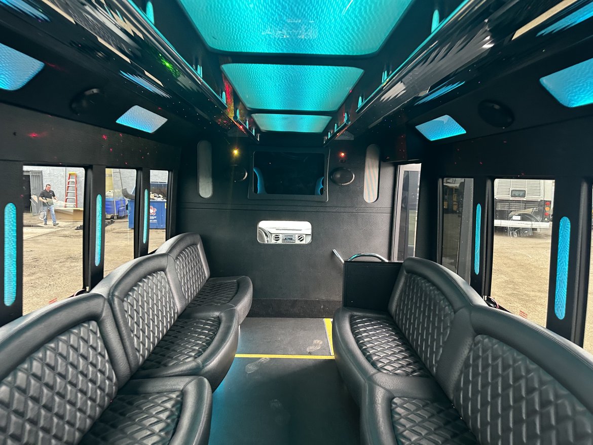 Limo Bus for Sale in Phoenix, AZ - Photo 16