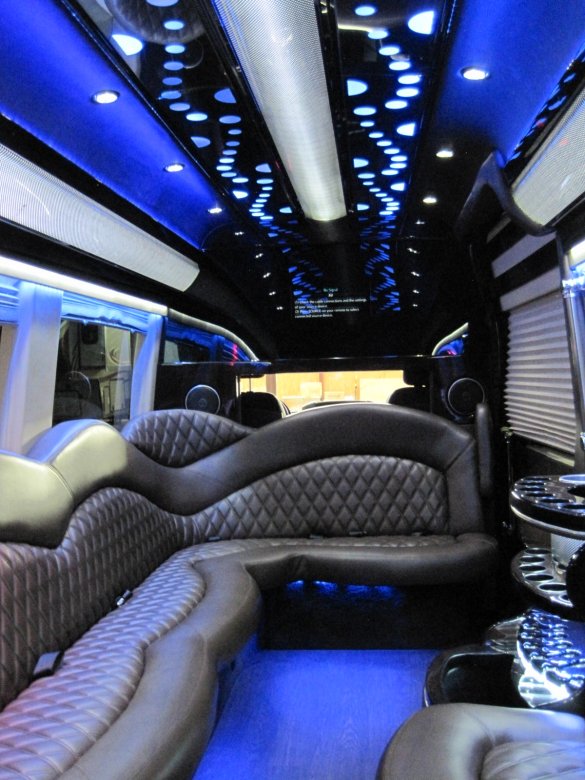 2016 Mercedes-Benz Sprinter 3500 Sprinter for Sale in OZARK, MO - Main Photo