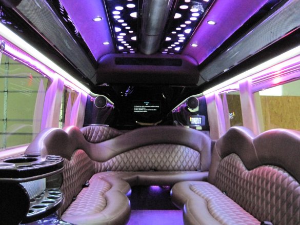 2016 Mercedes-Benz Sprinter 3500 Sprinter for Sale in OZARK, MO - Photo 2