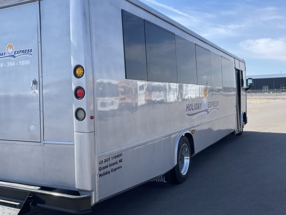 2013 Freightliner MBC Front Engine Commercial Bus Limo Bus for Sale in Grand Island, NE - Photo 2