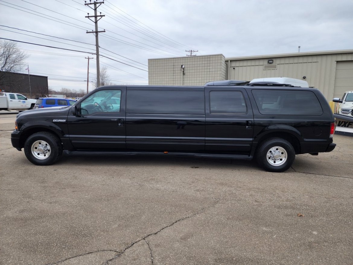 SUV Stretch for sale: 2005 Ford Excursion