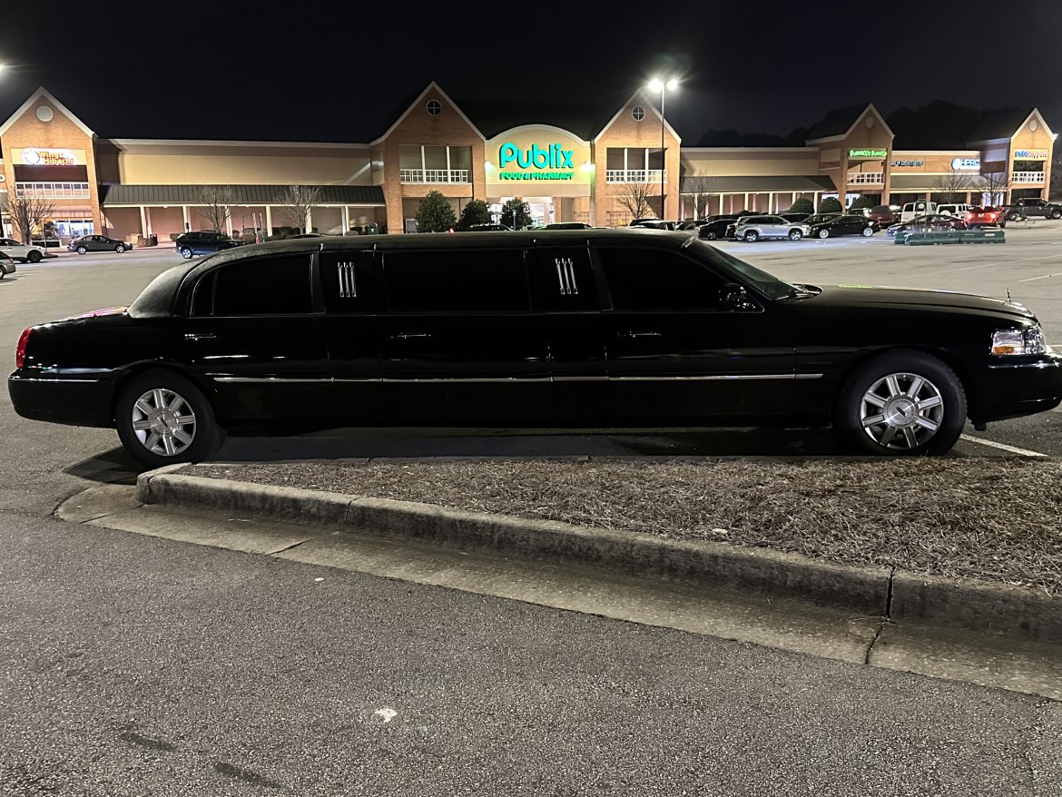 Limousine for Sale in Atlanta, GA - Photo 6