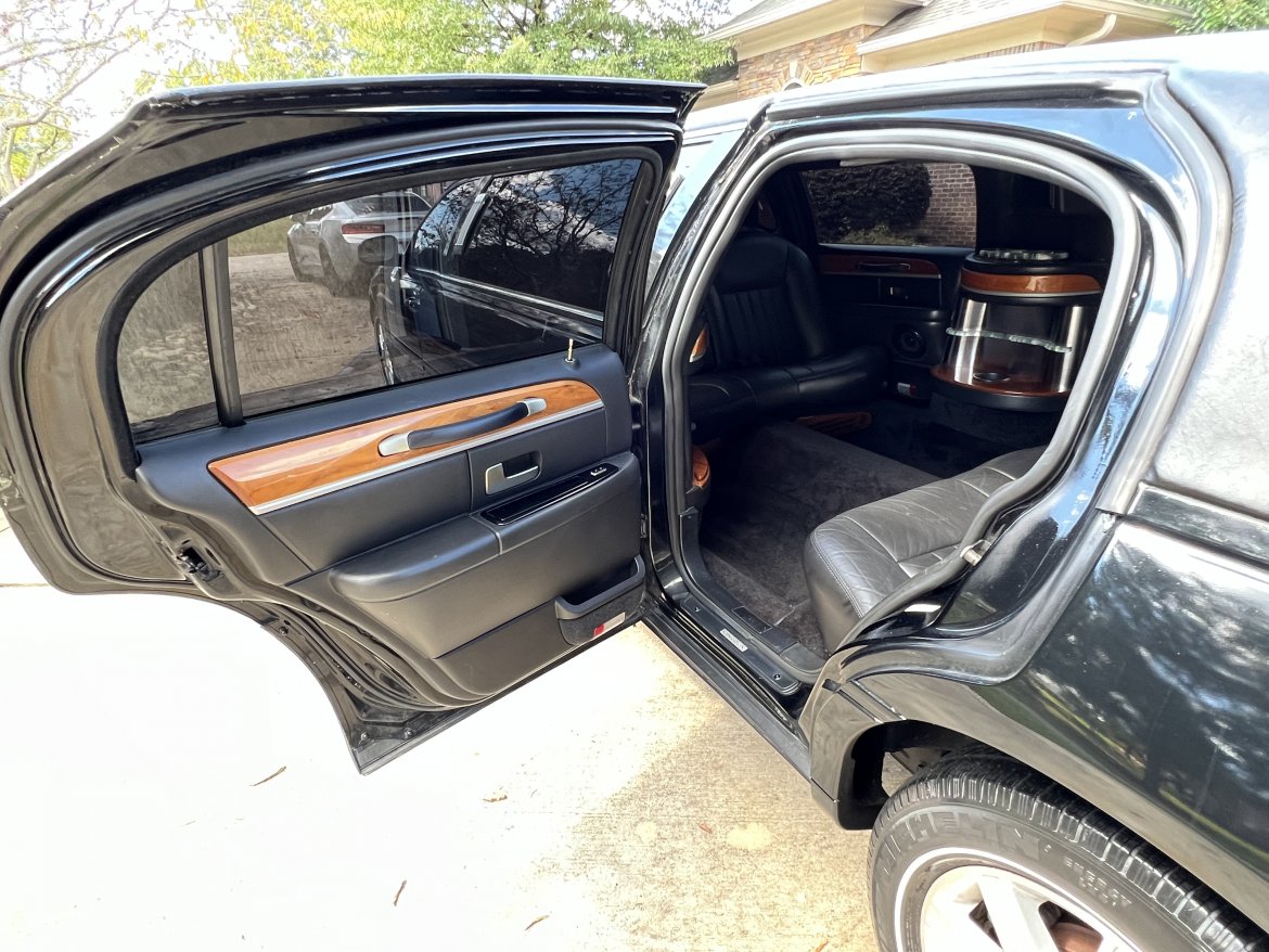 Limousine for Sale in Atlanta, GA - Photo 31
