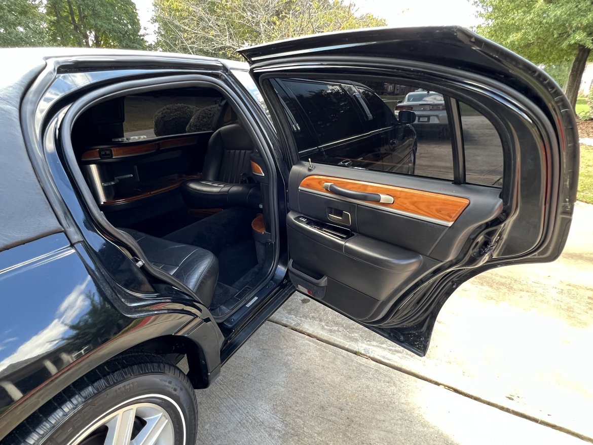 Limousine for Sale in Atlanta, GA - Photo 32