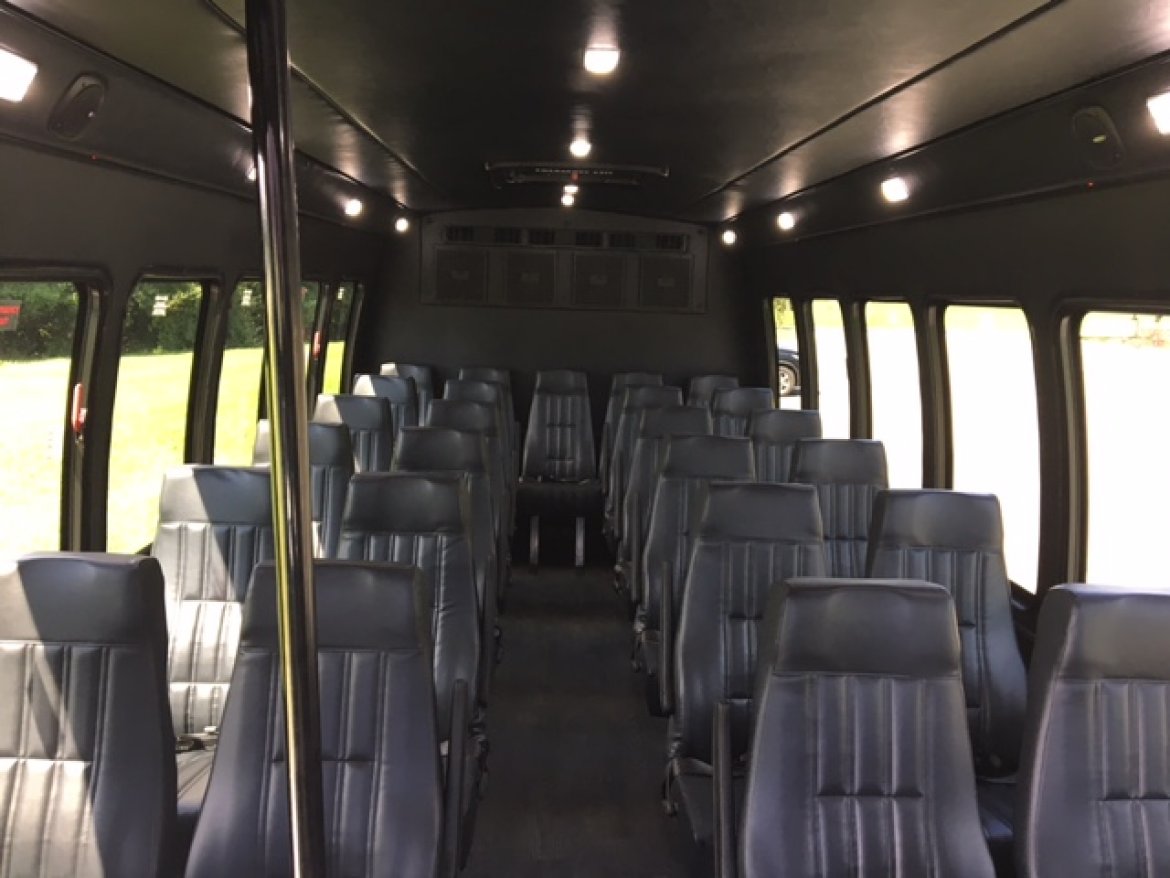 Photo of Shuttle Bus for sale: 2017 Ford F-550 by Turtle Top