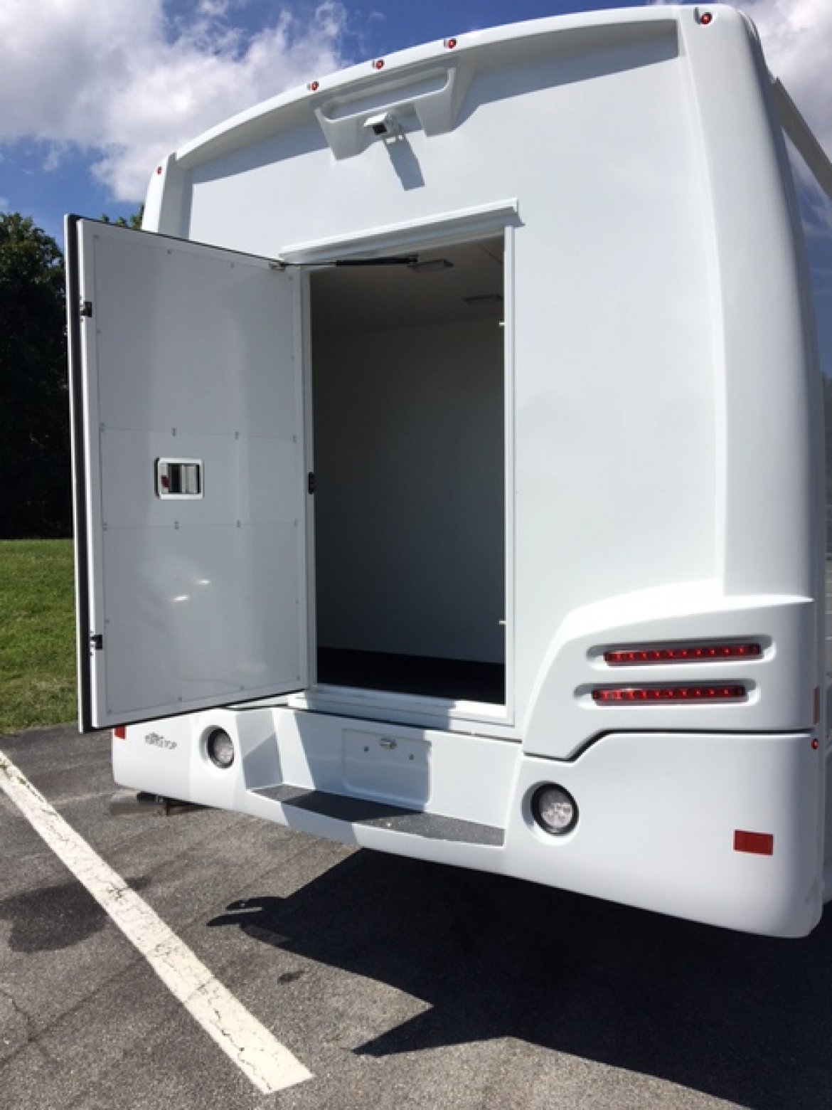 Photo of Shuttle Bus for sale: 2017 Ford F-550 by Turtle Top