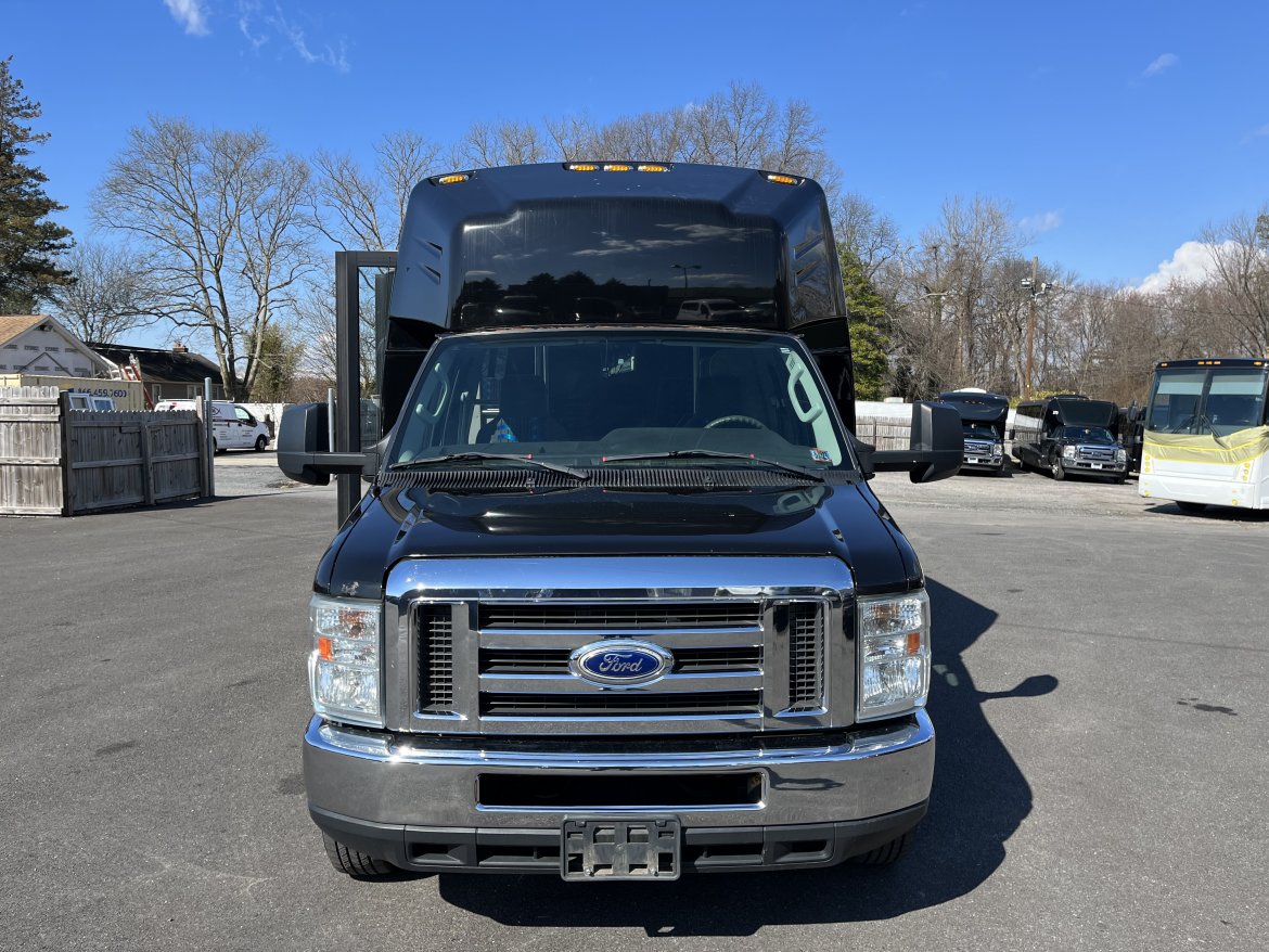 Shuttle Bus for Sale in Pasadena, MD - Photo 5