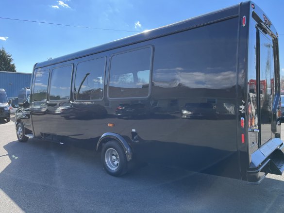2015 Ford E450 Shuttle Bus for Sale in Pasadena, MD - Photo 3
