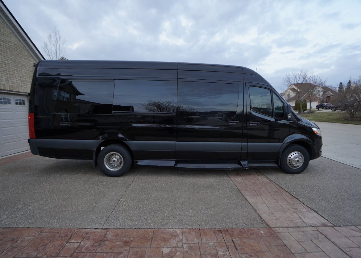 Sprinter for Sale in Southfield, MI - Photo 10