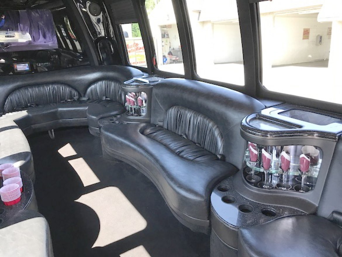 Photo of Limo Bus for sale: 2008 Ford E-450 28&quot; by Krystal Koach