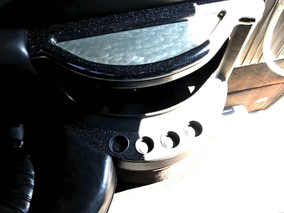 Photo of Limo Bus for sale: 2008 Ford E-450 28&quot; by Krystal Koach