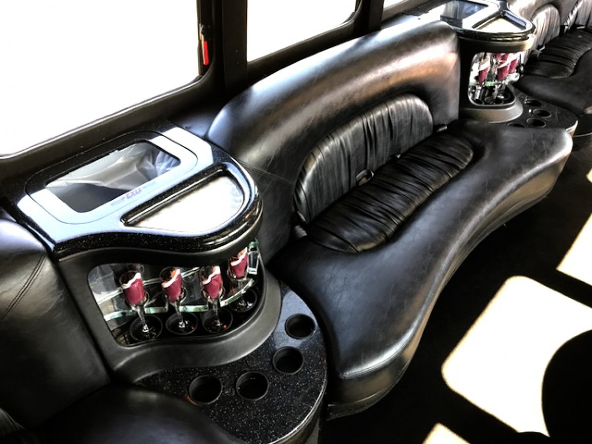 Photo of Limo Bus for sale: 2008 Ford E-450 28&quot; by Krystal Koach