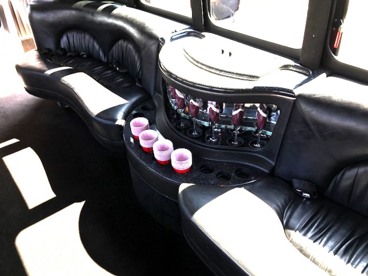 Photo of Limo Bus for sale: 2008 Ford E-450 28&quot; by Krystal Koach