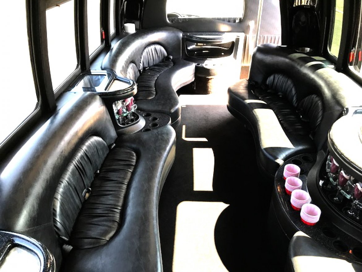 Photo of Limo Bus for sale: 2008 Ford E-450 28&quot; by Krystal Koach