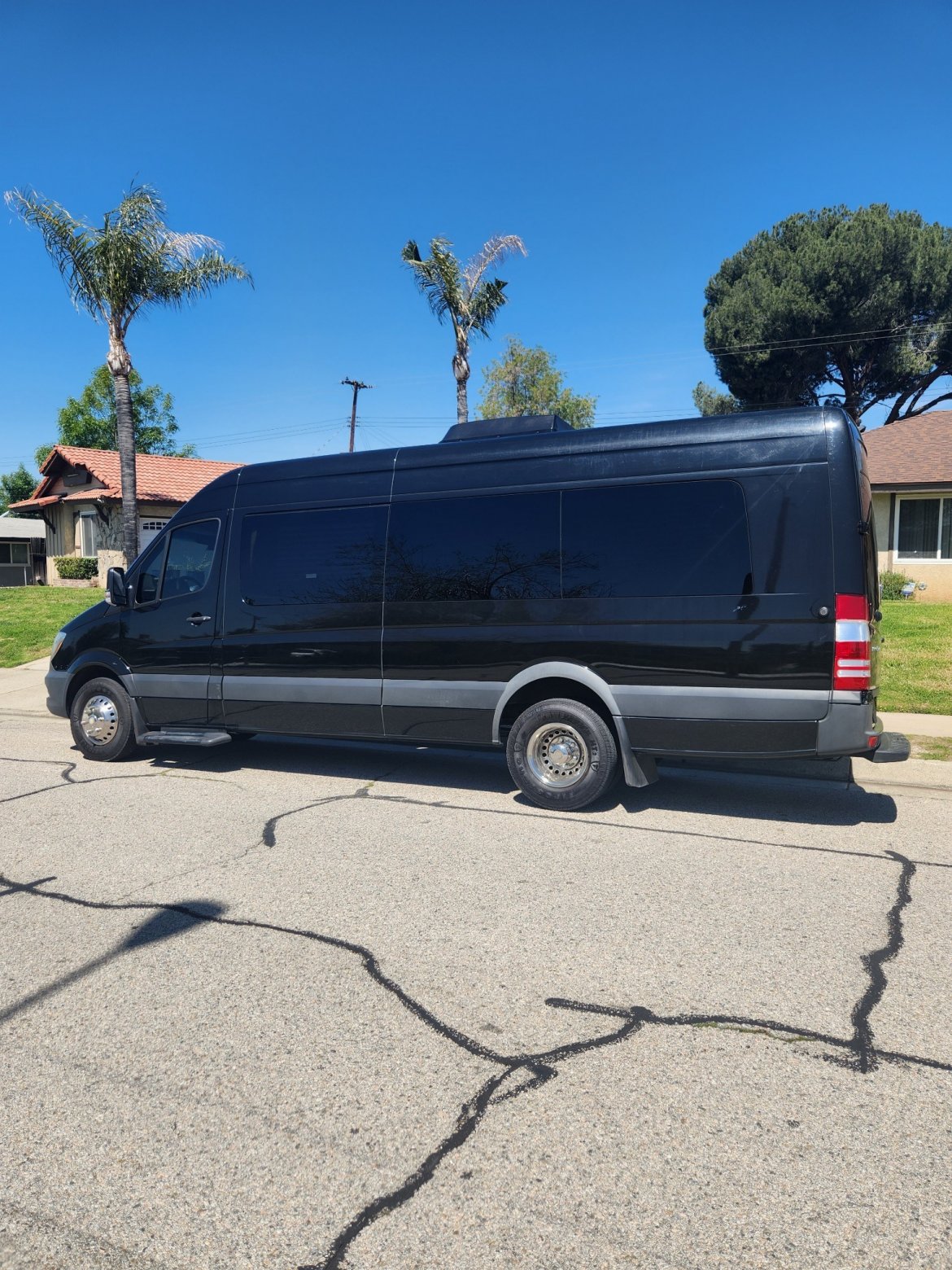2017 Mercedes-Benz 3500 Sprinter - Photo 2