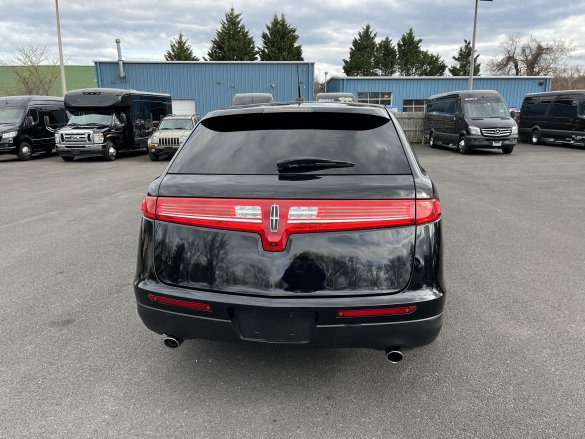 2016 Lincoln MKT Limousine for Sale in Pasadena, MD - Photo 2