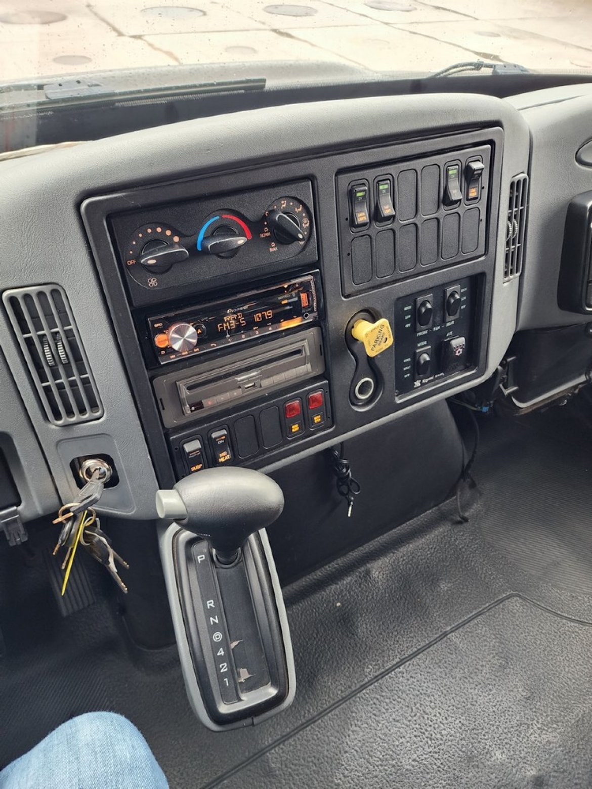 Shuttle Bus for Sale in Erie, PA - Photo 25